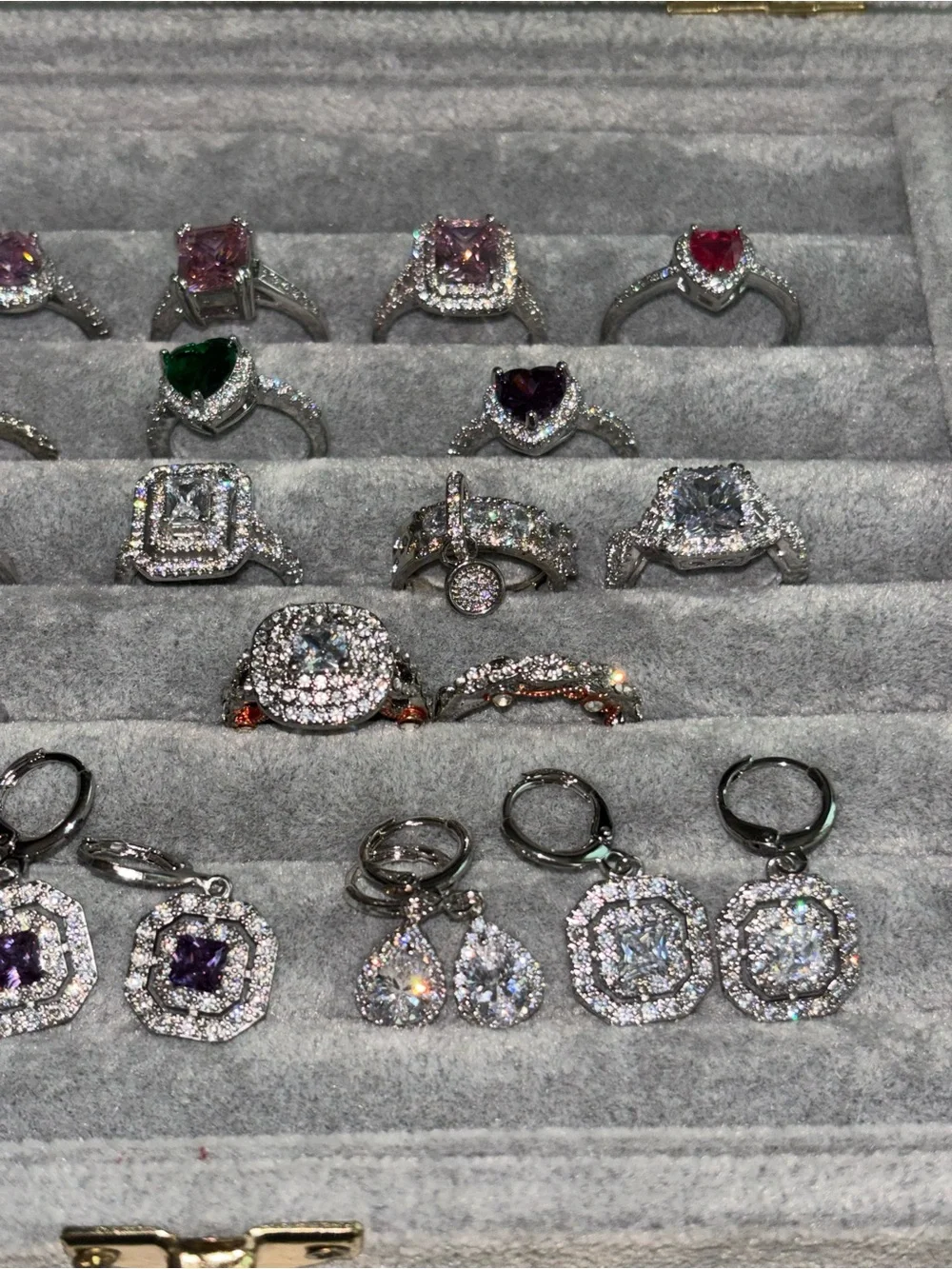 Jewelry elegant women